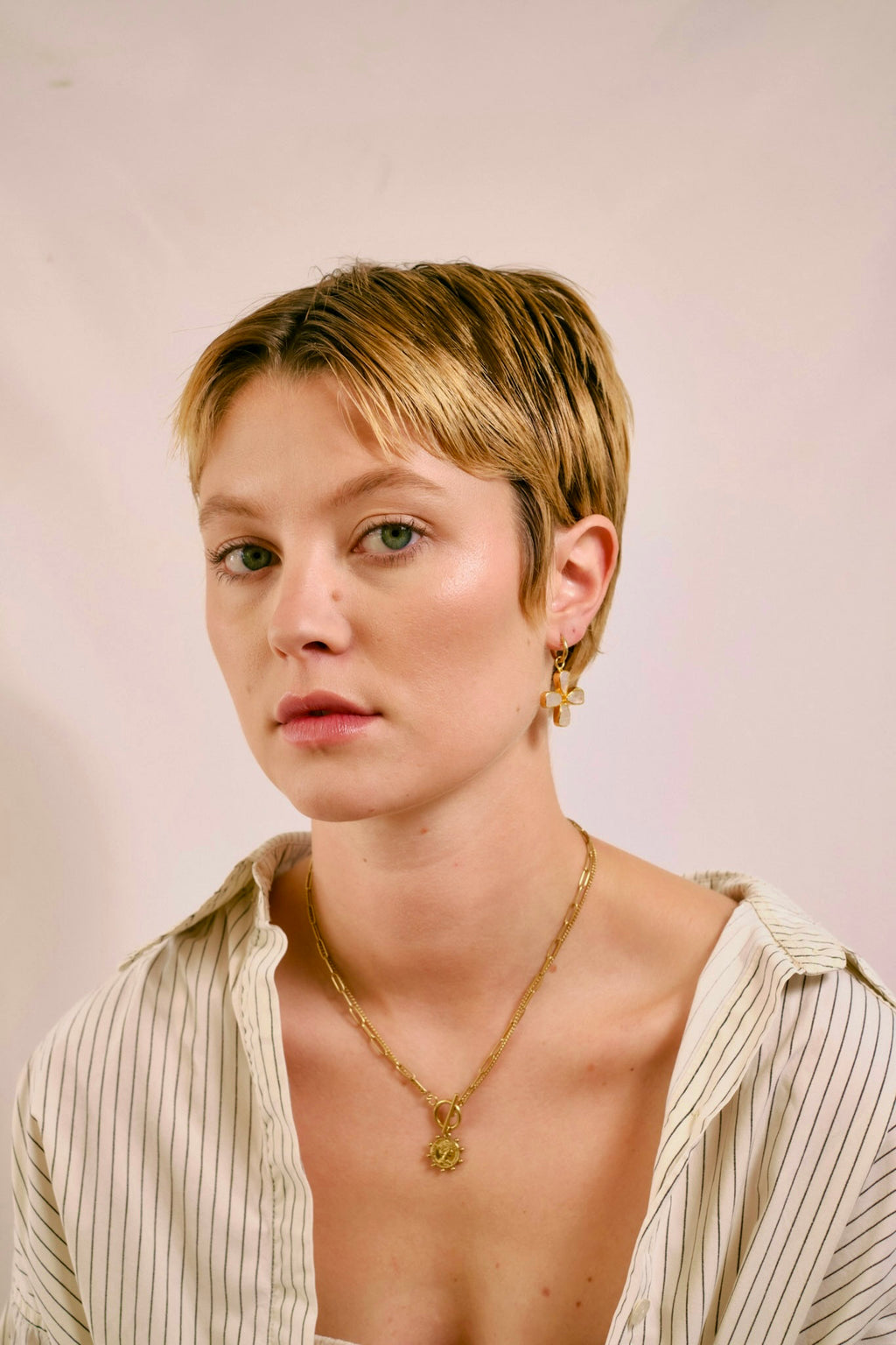 Coin Studded T-Bar